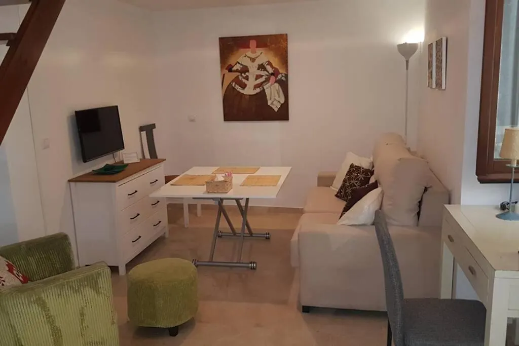 LOFT NUEVO Y CON ENCANTO a TRES MNT CATEDRAL AA WIFI Apartamento Sevilla 0*,  España