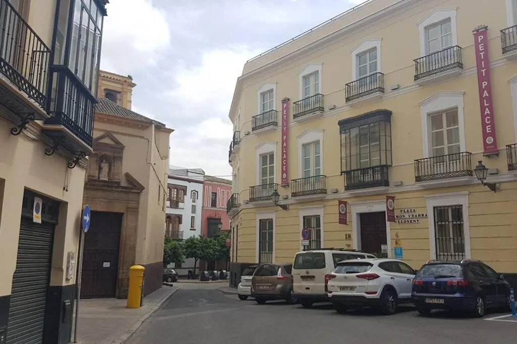 LOFT NUEVO Y CON ENCANTO a TRES MNT CATEDRAL AA WIFI Apartamento Sevilla