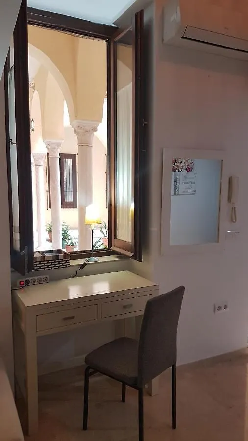 LOFT NUEVO Y CON ENCANTO a TRES MNT CATEDRAL AA WIFI Apartamento Sevilla