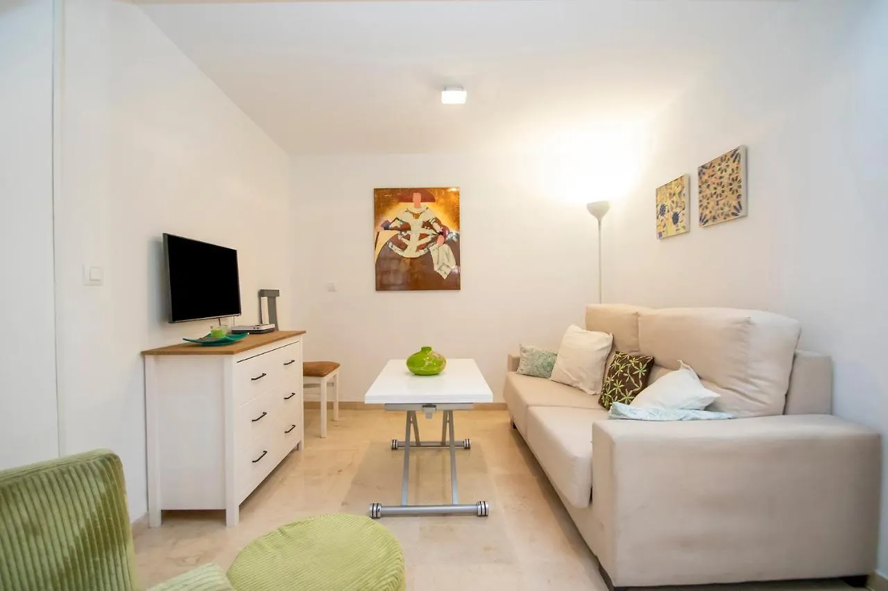 LOFT NUEVO Y CON ENCANTO a TRES MNT CATEDRAL AA WIFI Apartamento Sevilla