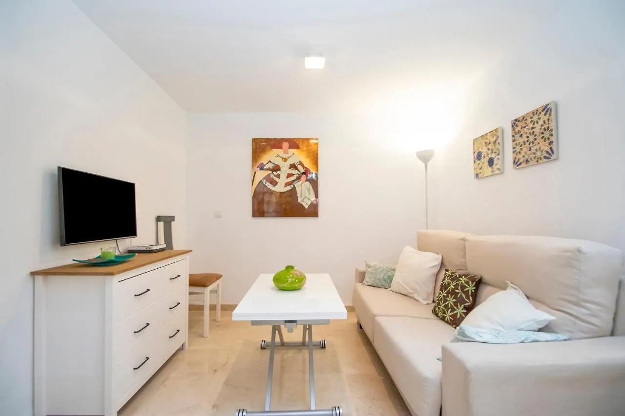 LOFT NUEVO Y CON ENCANTO a TRES MNT CATEDRAL AA WIFI Apartamento Sevilla