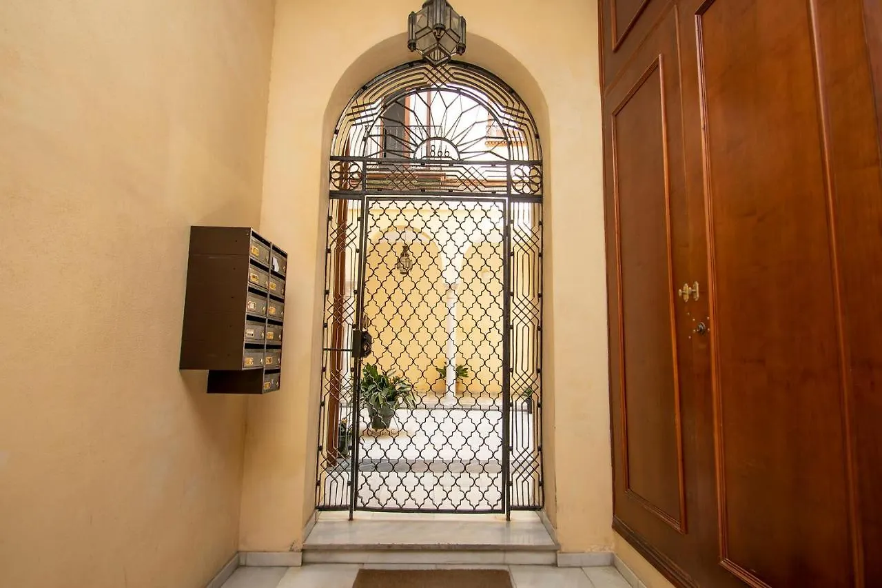 LOFT NUEVO Y CON ENCANTO a TRES MNT CATEDRAL AA WIFI Apartamento Sevilla 0*,