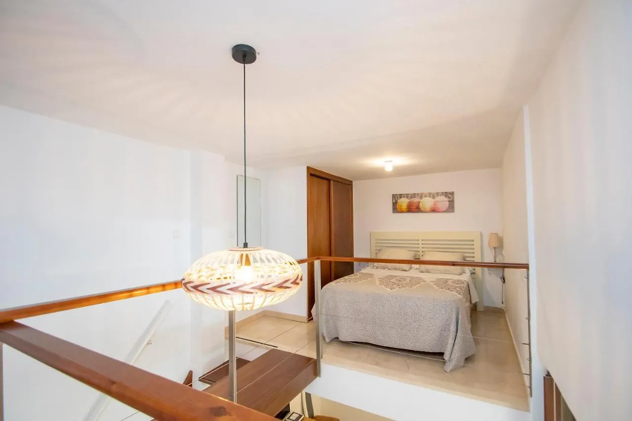 LOFT NUEVO Y CON ENCANTO a TRES MNT CATEDRAL AA WIFI Apartamento Sevilla España
