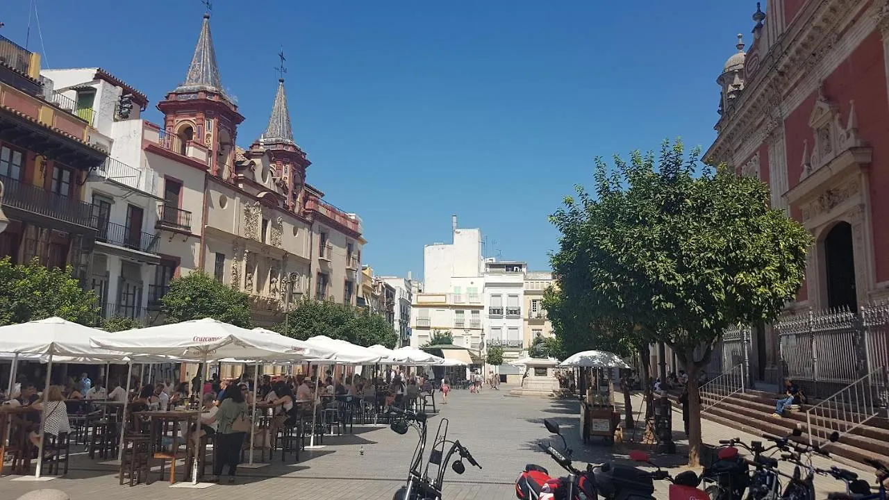 LOFT NUEVO Y CON ENCANTO a TRES MNT CATEDRAL AA WIFI Apartamento Sevilla España