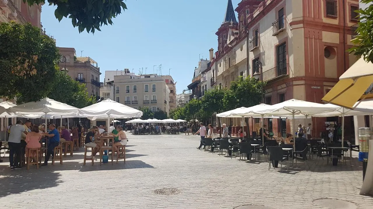 LOFT NUEVO Y CON ENCANTO a TRES MNT CATEDRAL AA WIFI Apartamento Sevilla